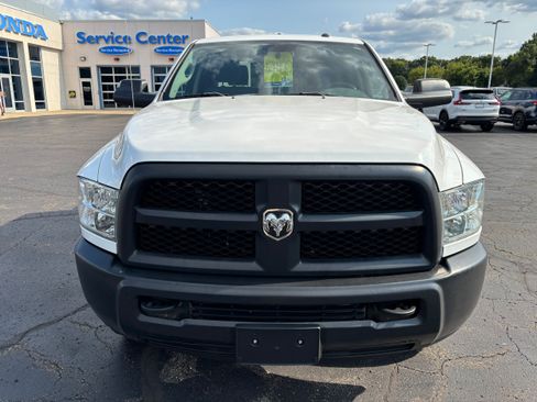 Used 2018 RAM 2500 Tradesman w/ Protection Group AWD/4WD image 3