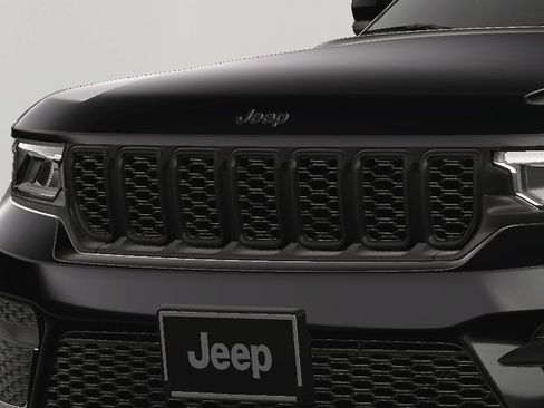 New 2024 Jeep Grand Cherokee Altitude image 14