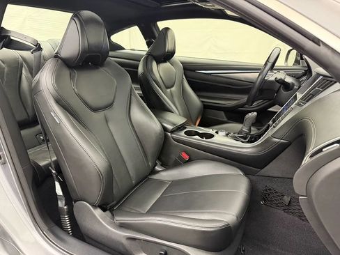 Used 2018 INFINITI Q60 3.0t Luxe w/ Sensory Package 3.0T Luxe AWD/4WD image 27