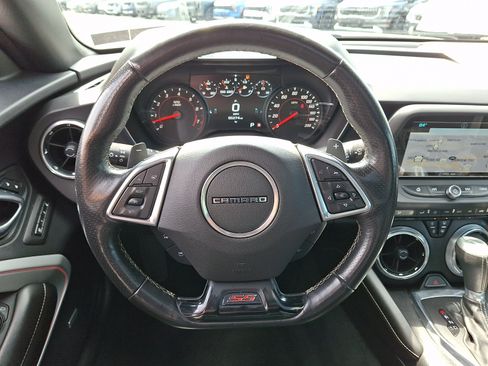 Used 2016 Chevrolet Camaro SS RWD image 23