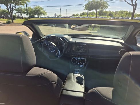 Used 2016 Chevrolet Camaro SS RWD image 20