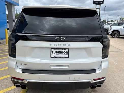 Used 2025 Chevrolet Tahoe High Country AWD/4WD image 4