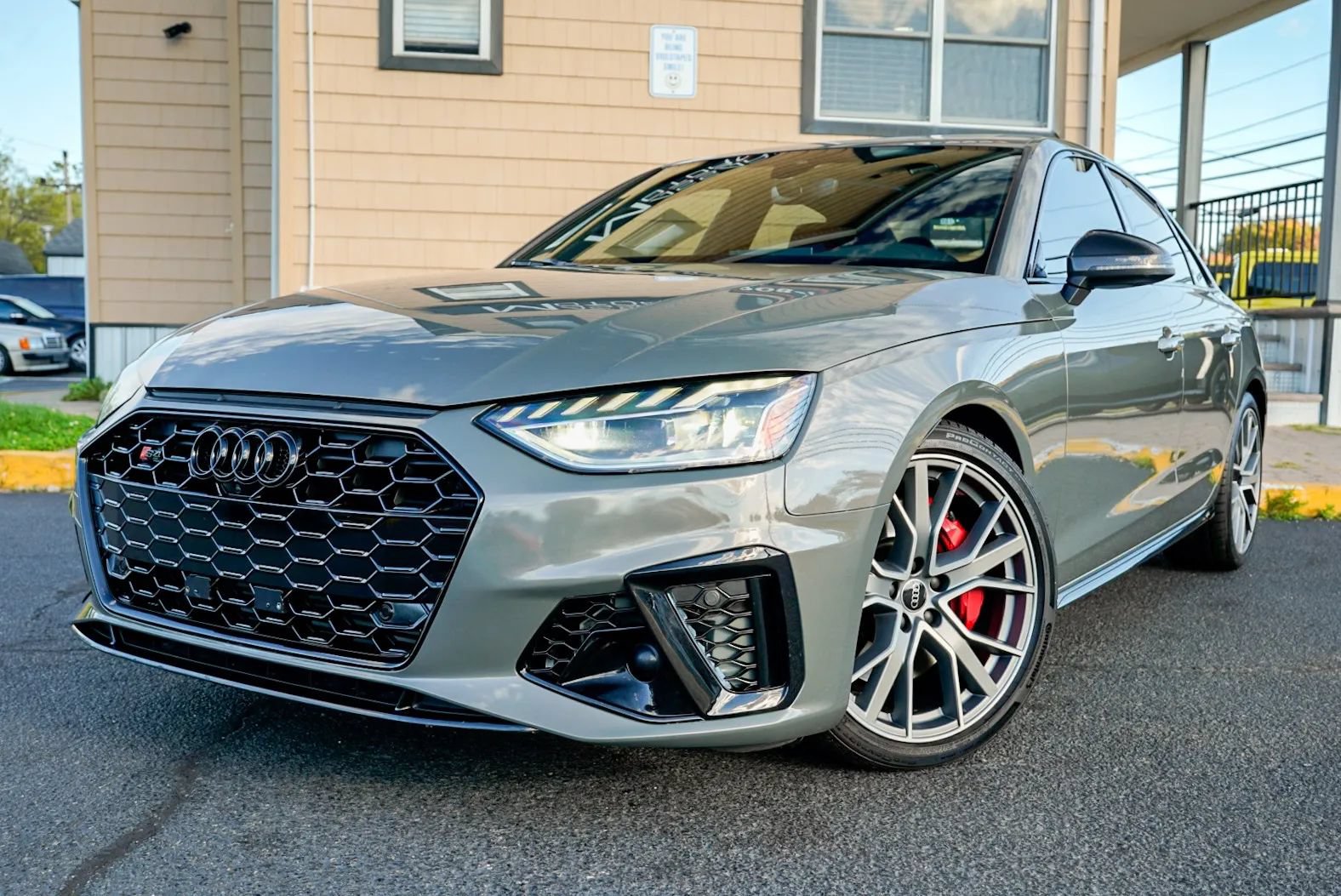 Used 2023 Audi S4 Premium Plus w/ Premium Plus Package AWD/4WD image 9