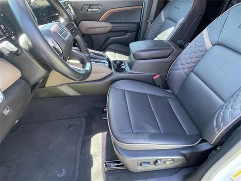 Used 2023 GMC Canyon Denali image 24