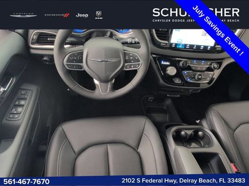 New 2026 Chrysler Voyager LX FWD image 8