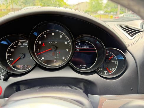 Used 2016 Porsche Cayenne GTS AWD/4WD image 91