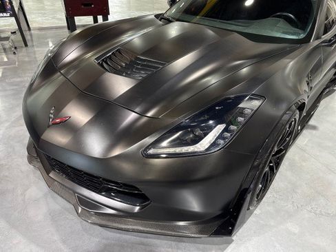 Used 2017 Chevrolet Corvette Grand Sport w/ Carbon Flash Badge Package RWD image 31
