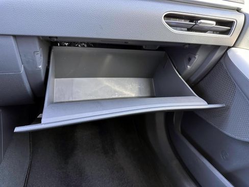 Used 2023 Hyundai Sonata SE FWD image 28