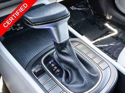 Certified 2025 Hyundai Kona SEL FWD image 24