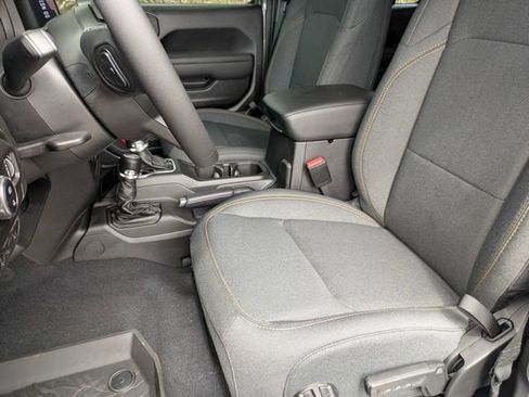 New 2026 Jeep Gladiator Sport image 14