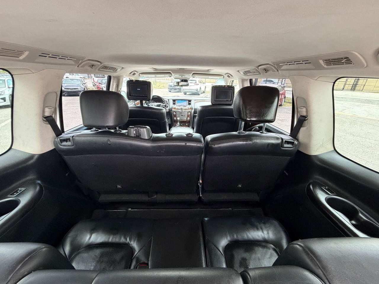 Used 2017 Nissan Armada Platinum w/ Interior Lighting Package AWD/4WD image 15