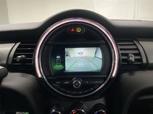 Used 2021 MINI Cooper Convertible w/ 6.5" Touchscreen Package image 28