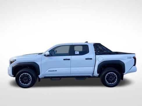 New 2024 Toyota Tacoma TRD Off-Road image 2