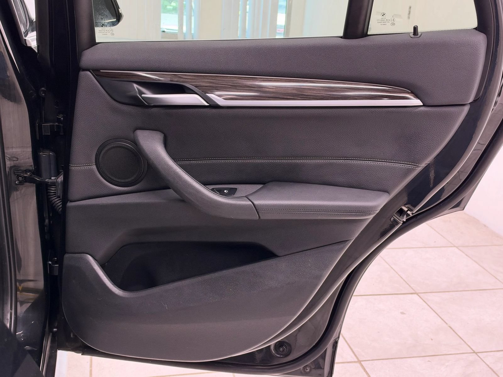 Used 2017 BMW X1 xDrive28i AWD/4WD image 22