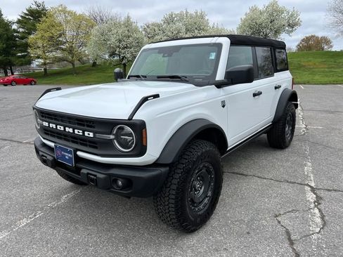 Used 2025 Ford Bronco Big Bend w/ Black Diamond Package image 5