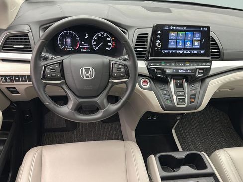 Used 2025 Honda Odyssey EX-L image 11