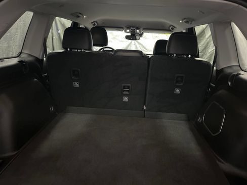 Used 2023 Jeep Grand Cherokee Limited w/ Black Appearance Package image 26