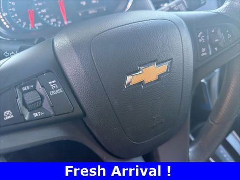 Used 2022 Chevrolet Trax LS w/ Tint and Cruise Package image 25