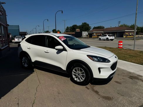 Used 2021 Ford Escape SE w/ Convenience Package AWD/4WD image 6