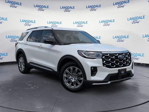 New 2026 Ford Explorer Platinum RWD image 2
