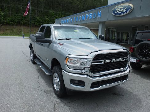 Used 2024 RAM 2500 Big Horn w/ Bed Utility Group AWD/4WD image 1