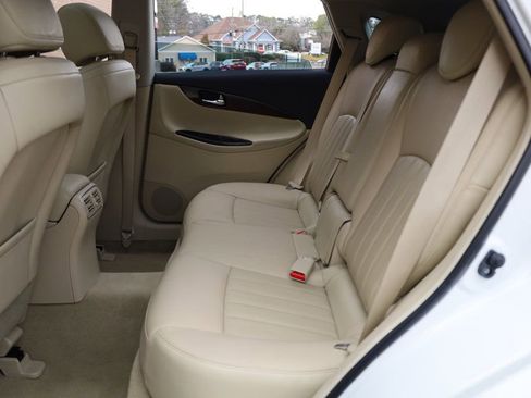 Used 2017 INFINITI QX50 AWD w/ Premium Plus Package image 18