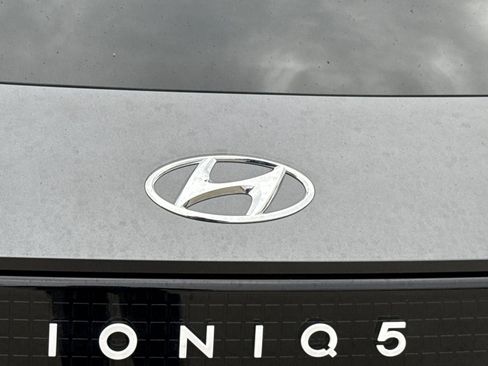 Used 2023 Hyundai Ioniq 5 SEL image 48