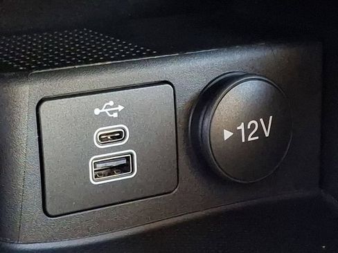 New 2026 Ford Escape SE image 17