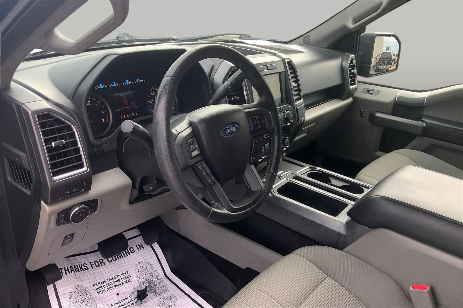 Used 2015 Ford F150 XLT w/ Equipment Group 302A Luxury AWD/4WD image 18