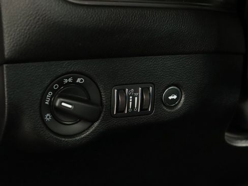 Used 2023 Dodge Challenger R/T w/ Blacktop Package image 10