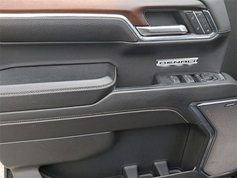 Certified 2024 GMC Sierra 1500 Denali image 12