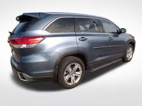 Used 2018 Toyota Highlander Limited w/ Protection Package #3 AWD/4WD image 7