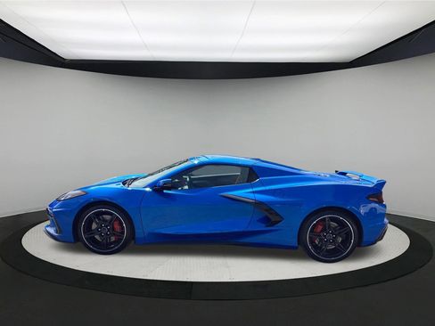 Used 2024 Chevrolet Corvette Stingray Preferred Conv w/ Z51 Performance Package RWD image 5
