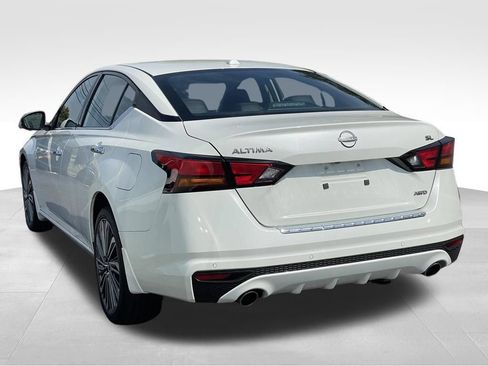 Certified 2023 Nissan Altima 2.5 SL AWD/4WD image 5