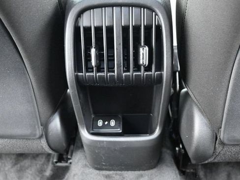 Used 2025 Hyundai Kona SEL AWD/4WD image 34