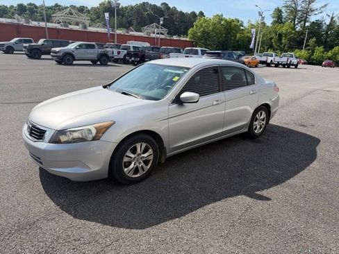 Used 2009 Honda Accord LX-P image 2