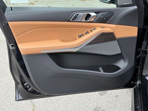 New 2026 BMW X5 M60i image 18