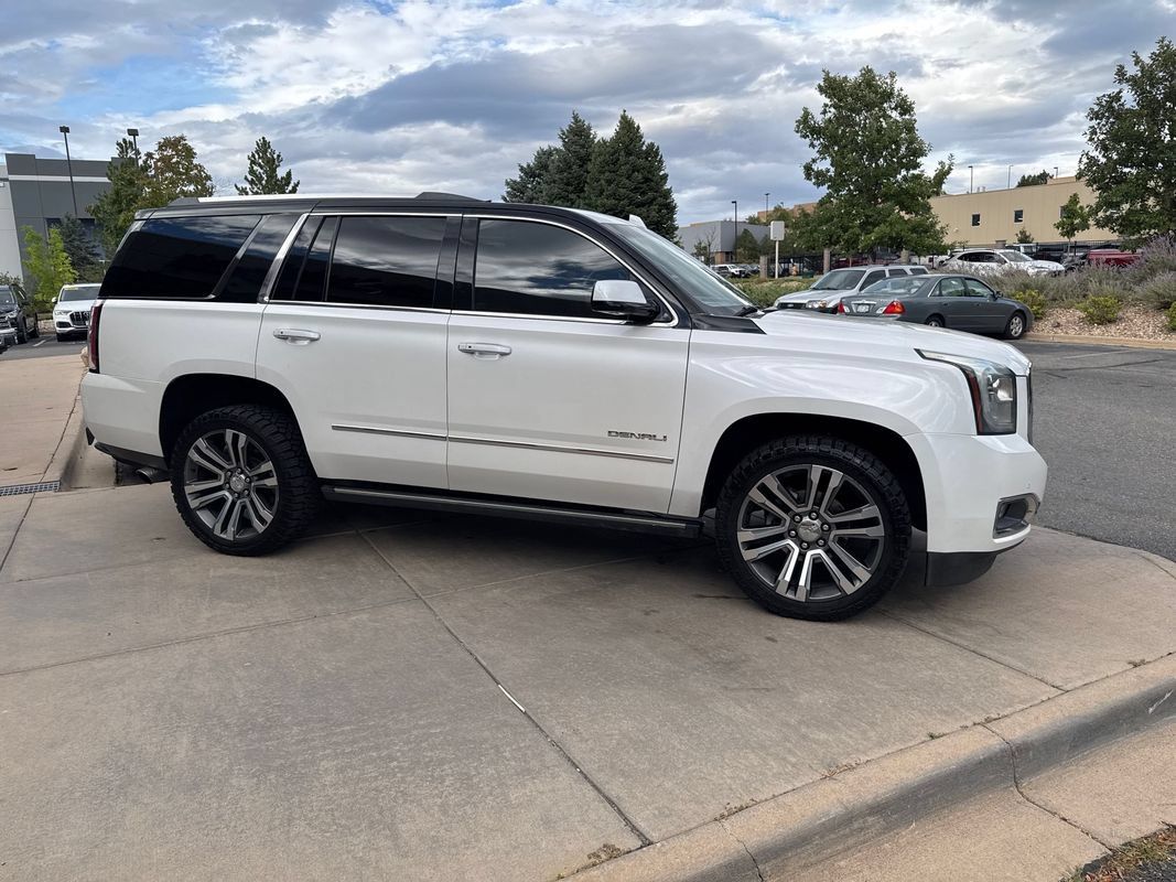 Used 2018 GMC Yukon Denali w/ Denali Ultimate Package AWD/4WD image 4