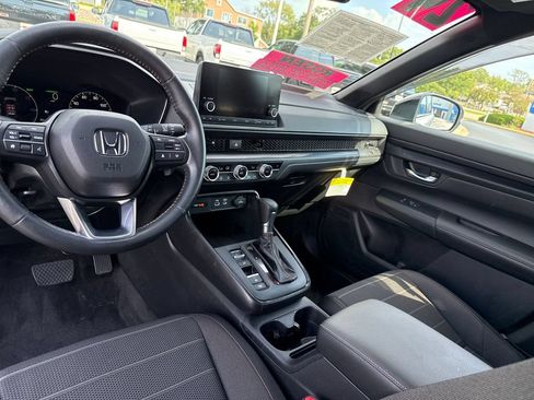 Certified 2024 Honda CR-V Sport image 24