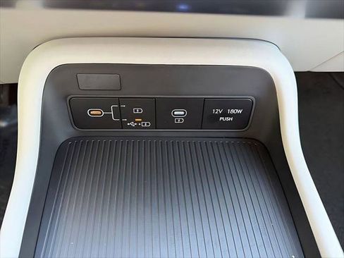 New 2026 Hyundai Kona SE AWD/4WD image 23