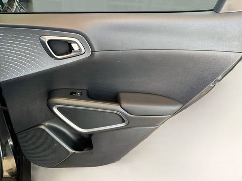 Used 2023 Kia Soul LX w/ Option Group 015 FWD image 26