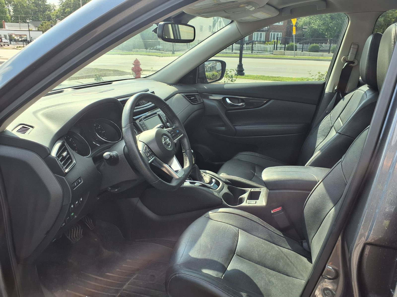 Used 2019 Nissan Rogue SL w/ Premium Package AWD/4WD image 21
