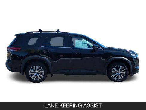 New 2026 Nissan Pathfinder SL FWD image 6