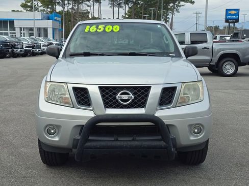 Used 2015 Nissan Frontier Desert Runner image 8