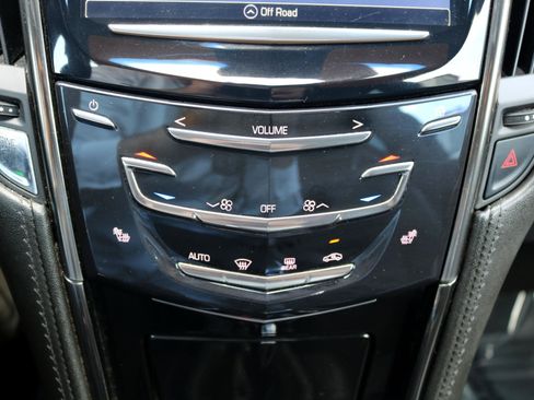 Used 2017 Cadillac ATS V w/ Luxury Package image 28