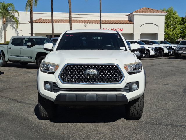 Used 2018 Toyota Tacoma TRD Off-Road w/ Technology Package RWD image 2
