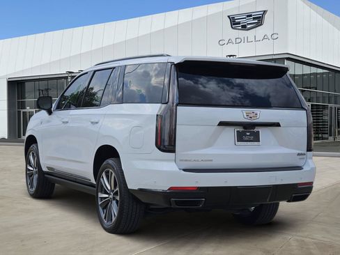 Certified 2026 Cadillac Escalade Sport AWD/4WD image 4