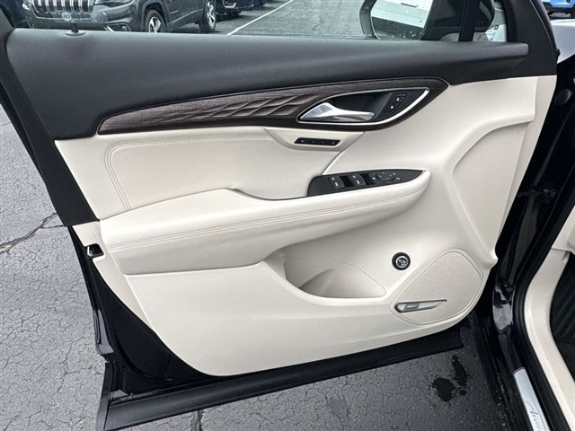 Certified 2023 Buick Envision Avenir AWD/4WD image 23