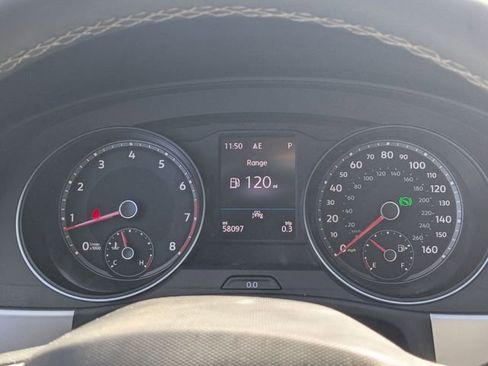 Used 2021 Volkswagen Atlas SE image 12