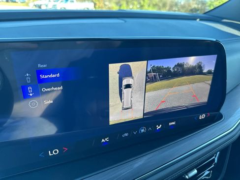 New 2026 Chevrolet Suburban LS image 23